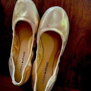 Lucky brand flats